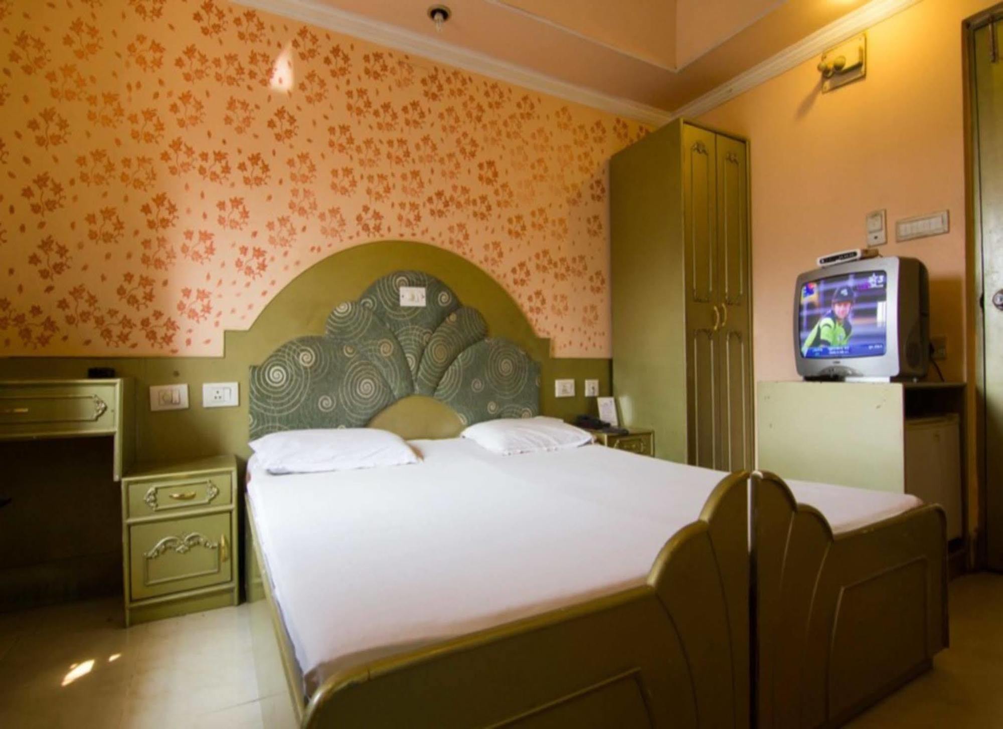 Hotel Presidency Inn 콜카타 외부 사진