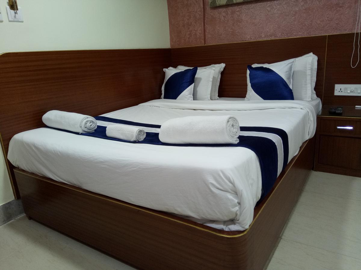 Hotel Presidency Inn 콜카타 외부 사진