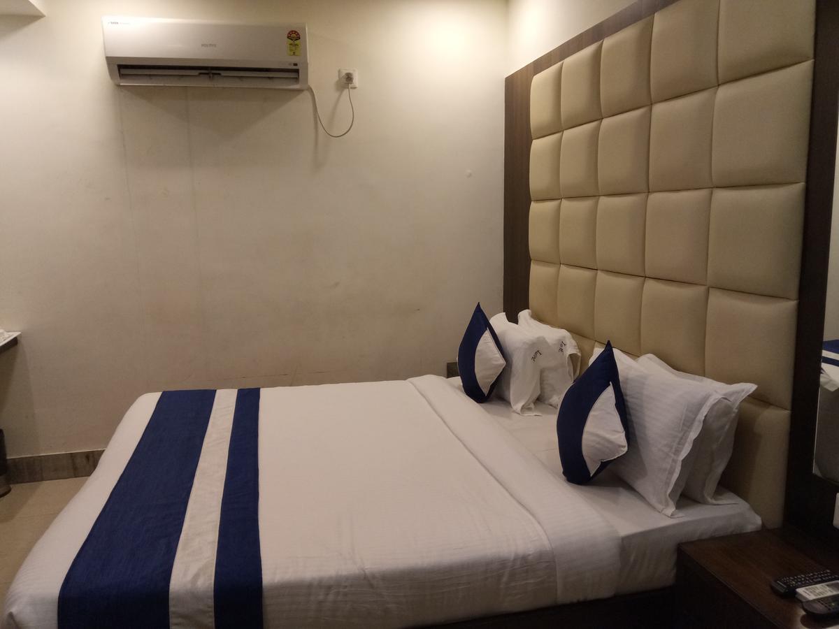 Hotel Presidency Inn 콜카타 외부 사진